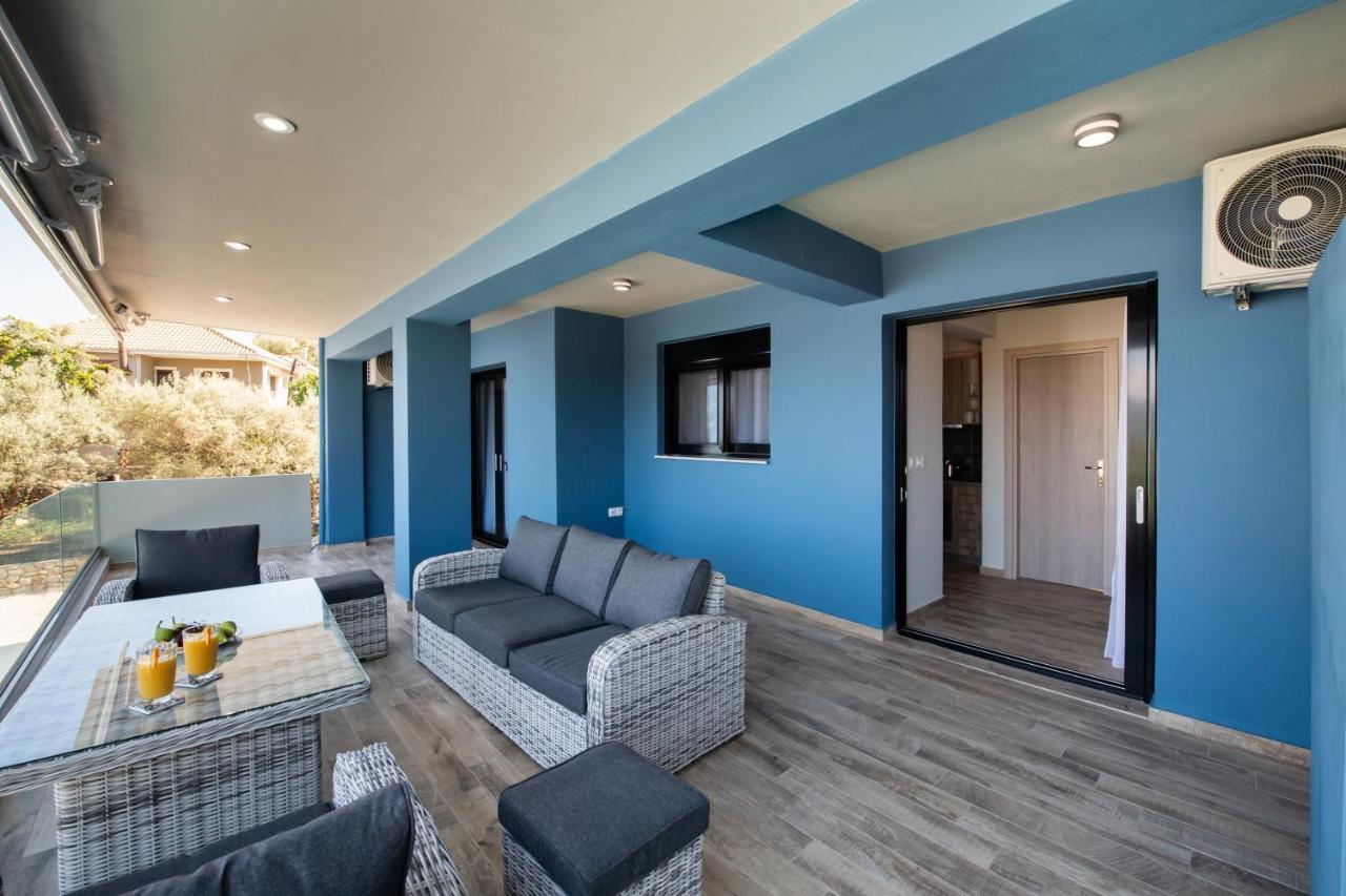ניקיאנה Blue House Luxury Apartment מראה חיצוני תמונה